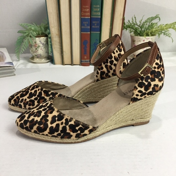 Nine West Wedge - Picture 1 of 11